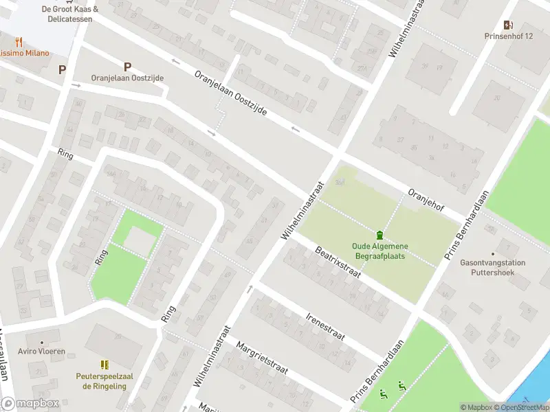 Ambulance met grote spoed naar de Wilhelminastraat in Puttershoek