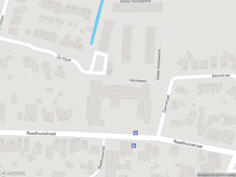 Ambulance met grote spoed naar de Hornhoeve in Dirkshorn