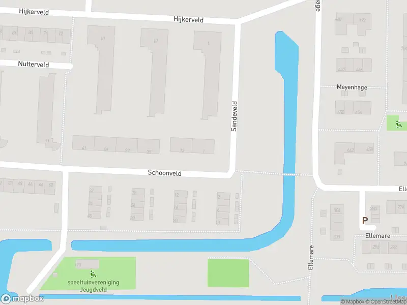 Ambulance met grote spoed naar de Schoonveld in Rotterdam