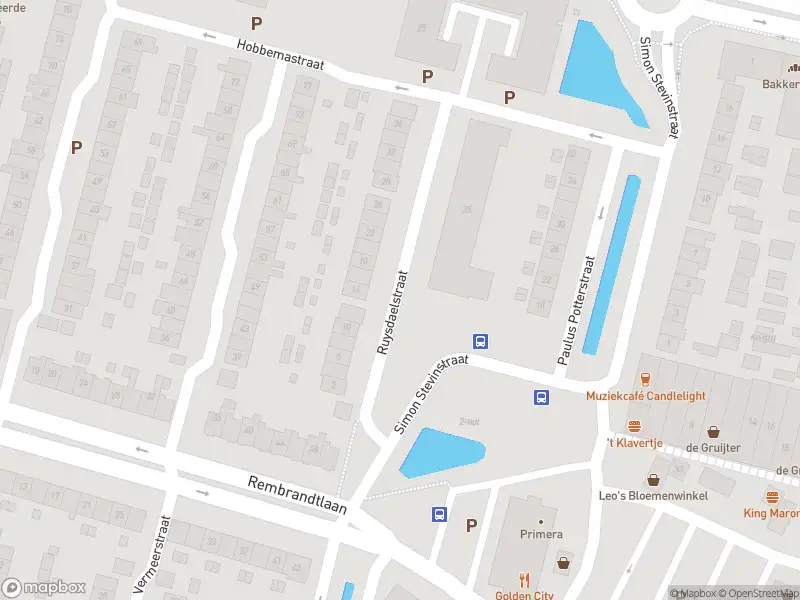 Ambulance met gepaste spoed naar de Ruysdaelstraat in Sliedrecht