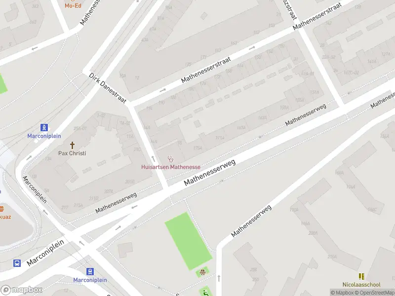 Ambulance met grote spoed naar de Mathenesserweg in Rotterdam