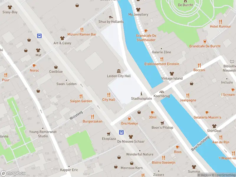 Brandweer met gepaste spoed naar de Stadhuisplein in Leiden vanwege afgaan automatisch brandalarm