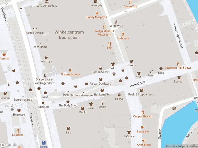 Ambulance met gepaste spoed naar de Beursplein in Rotterdam