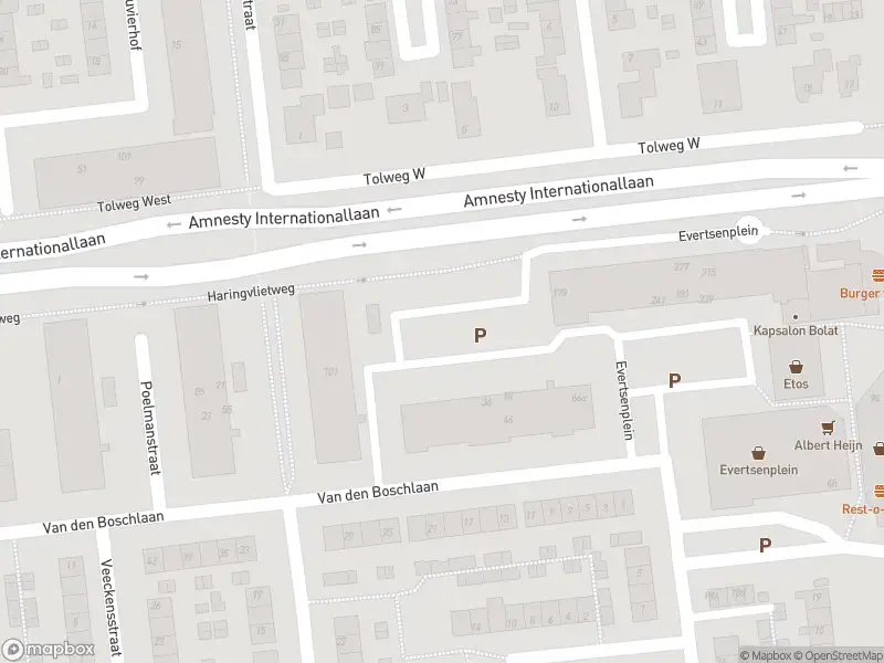 Ambulance met grote spoed naar de Evertsenplein in Hellevoetsluis