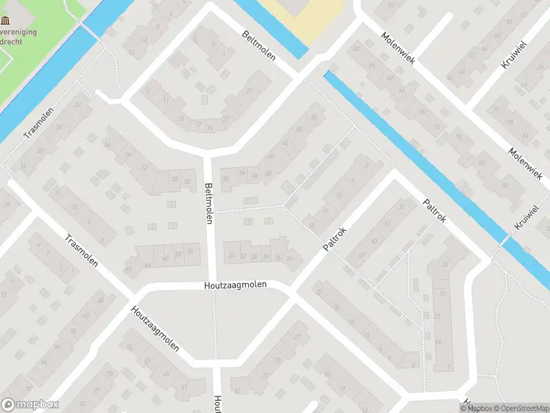 Ambulance met grote spoed naar de Viergang in Mijdrecht