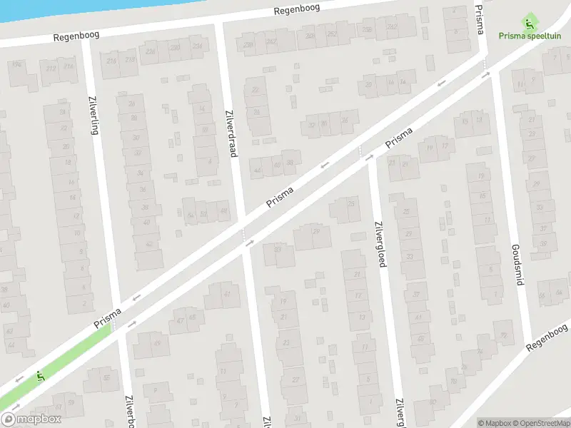 Ambulance met grote spoed naar de Regenboog in Rhoon