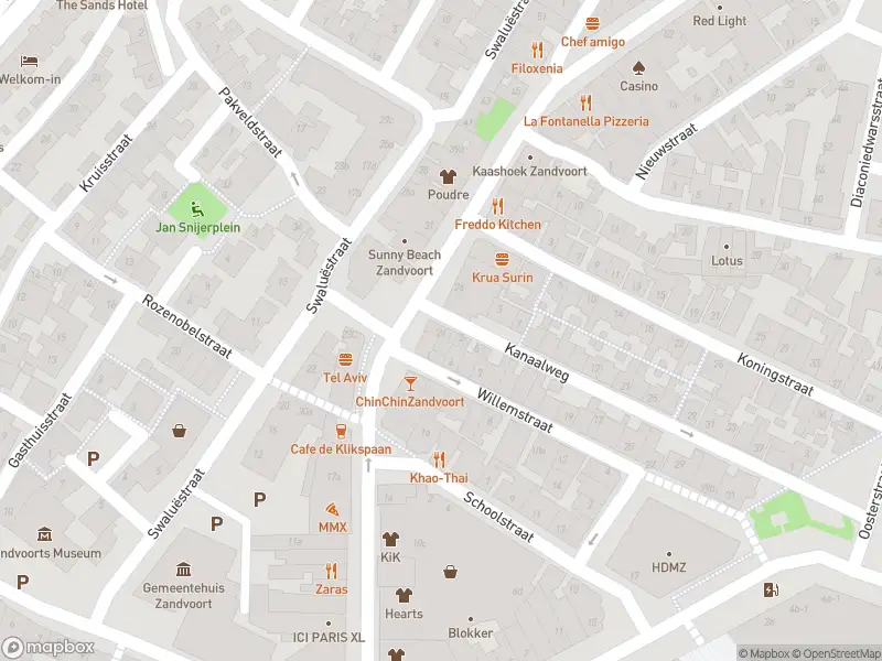 Ambulance met grote spoed naar de Swaluëstraat in Zandvoort