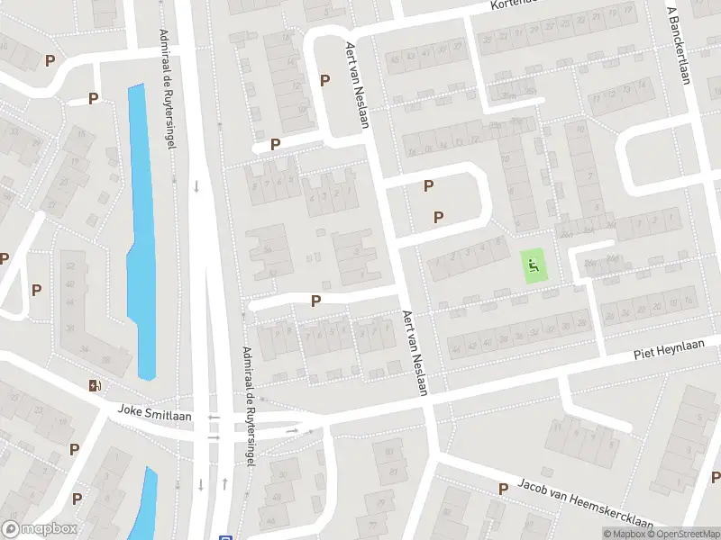 Brandweer met gepaste spoed naar de Aert van Neslaan in Voorschoten