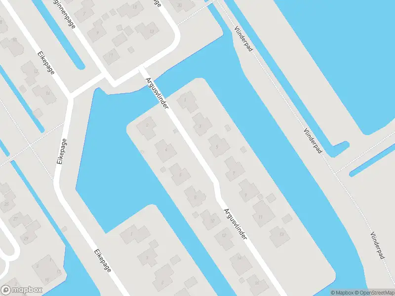 Brandweer met gepaste spoed naar de Argusvlinder in Wolvega vanwege een buitenbrand