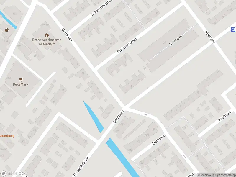 Ambulance met gepaste spoed naar de Beemsterstraat in Assendelft