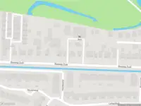 Ambulance met gepaste spoed naar de Reeweg Zuid in Dordrecht