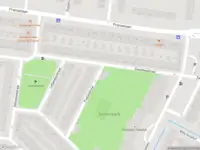 Ambulance met grote spoed naar de Zweedsestraat in Rotterdam