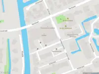 Ambulance met grote spoed naar de Tuinderslaantje in Vinkeveen