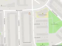 Ambulance met gepaste spoed naar de Hertspieghelweg in Amsterdam