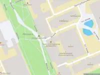 Ambulance met grote spoed naar de Stevinweg in Delft