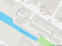 Brandweer met gepaste spoed naar de Maagdenpalmstraat in Amsterdam