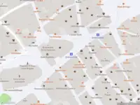 Ambulance met grote spoed naar de Dagelijkse Groenmarkt in 's-Gravenhage