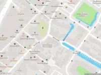 Ambulance met gepaste spoed naar de Voorstraat in Voorschoten