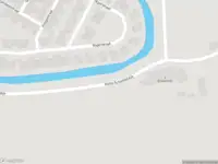 Ambulance met grote spoed naar de Korte Schenkeldijk in Spijkenisse