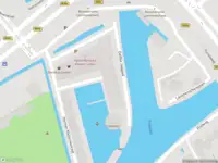 Ambulance met grote spoed naar de Delftse Jaagpad in Leiden