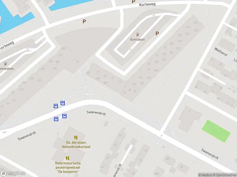 Ambulance met grote spoed naar de Eemstein in Zwijndrecht