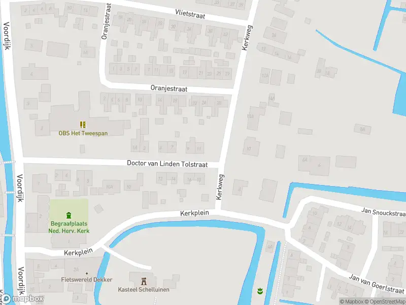 Brandweer met grote spoed naar de Kerkweg in Schelluinen vanwege gebouwbrand