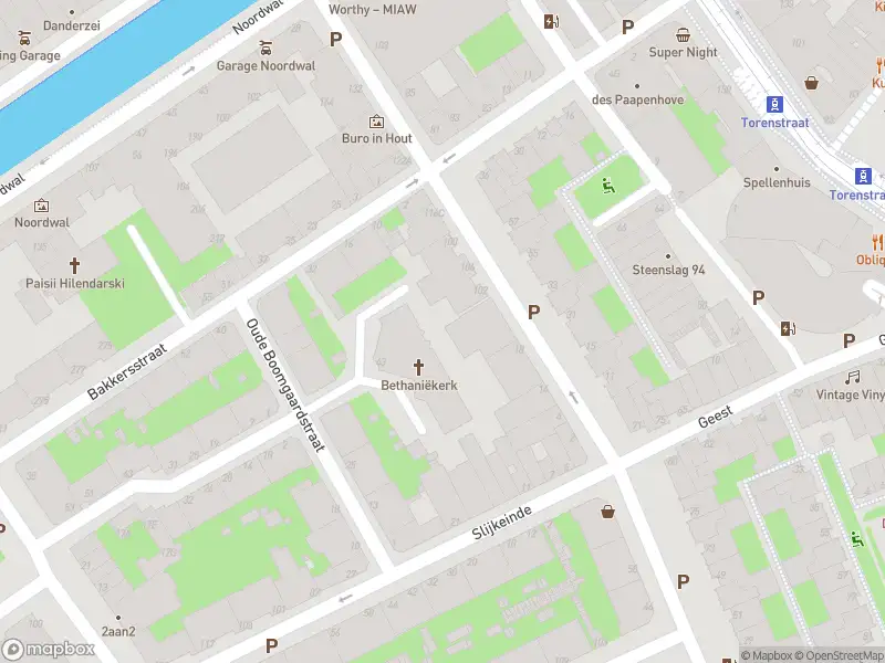 Ambulance met grote spoed naar de Kleine Nobelstraat in 's-Gravenhage