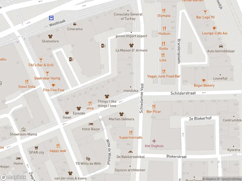 Ambulance met grote spoed naar de Witte de Withstraat in Rotterdam