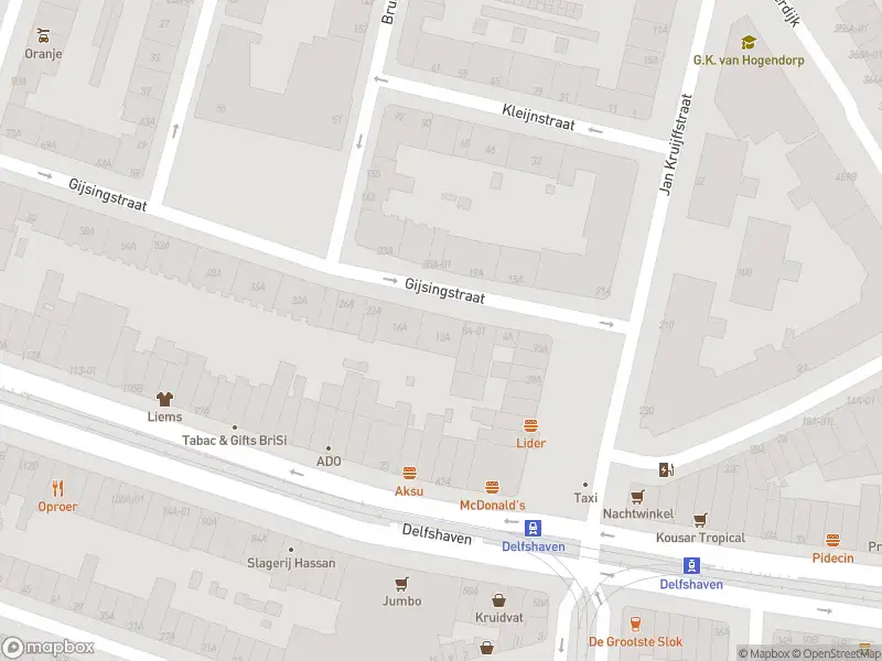 Ambulance met gepaste spoed naar de Gijsingstraat in Rotterdam