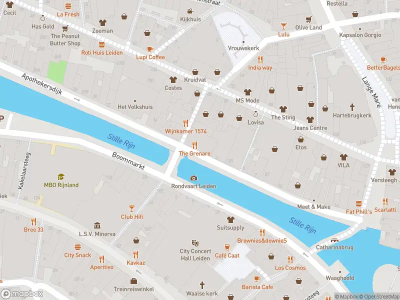 Ambulance met gepaste spoed naar de Stille Rijn in Leiden