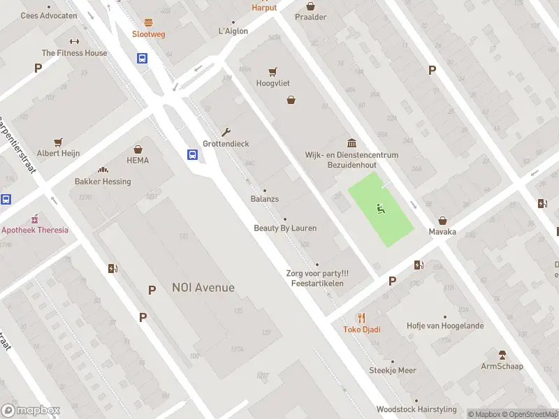 Traumahelikopter met grote spoed naar de Laan van Nieuw-Oost-Indië in 's-Gravenhage