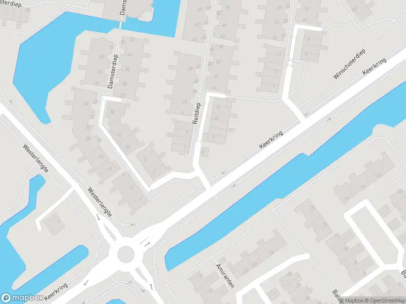 Ambulance met grote spoed naar de Reitdiep in Capelle aan den IJssel