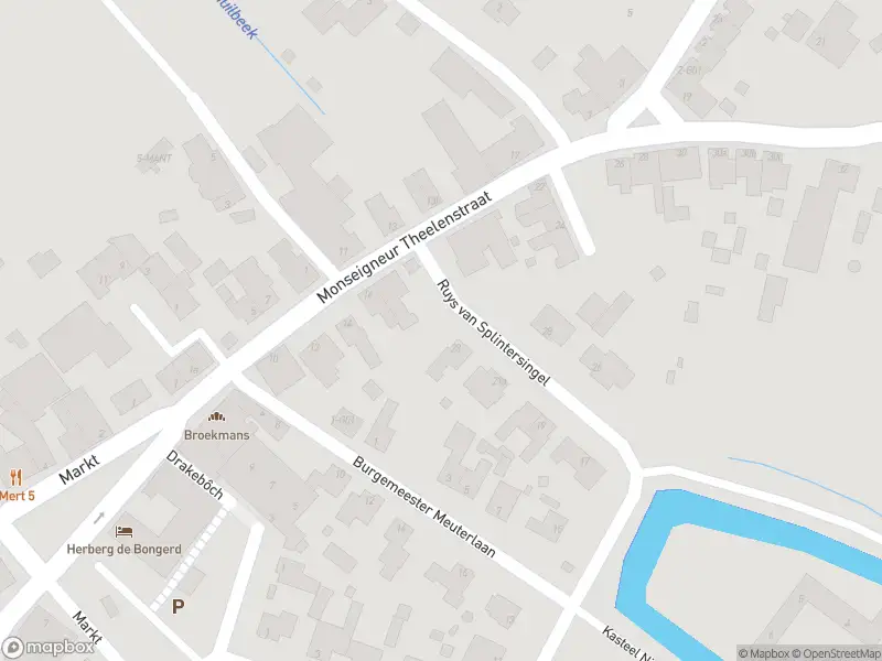 Politie naar de Monseigneur Theelenstraat in Beesel vanwege aanrijding met letsel