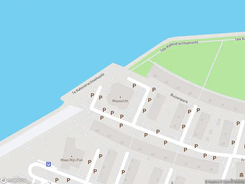 Ambulance met grote spoed naar de Bellefleurhof in Rotterdam