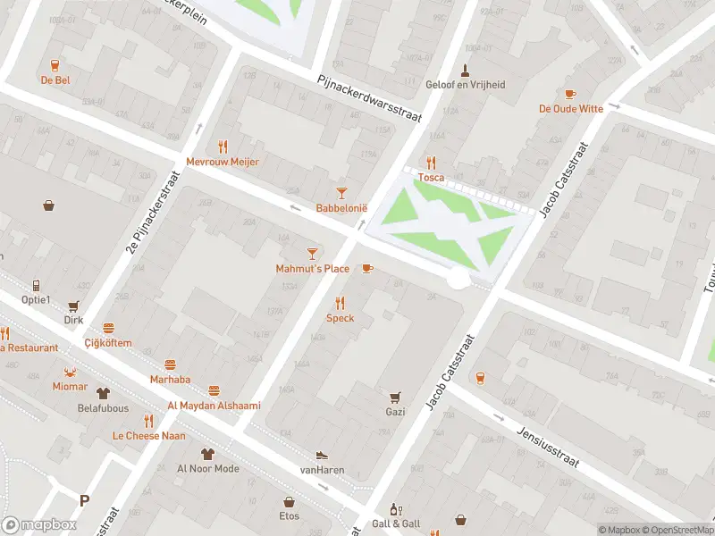 Ambulance met gepaste spoed naar de Gerard Scholtenstraat in Rotterdam