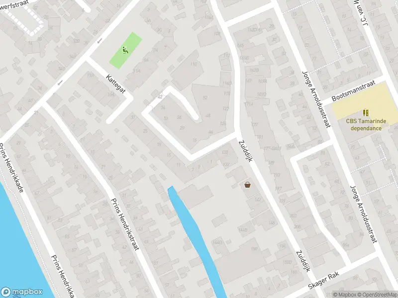 Ambulance met gepaste spoed naar de Grote Belt in Zaandam