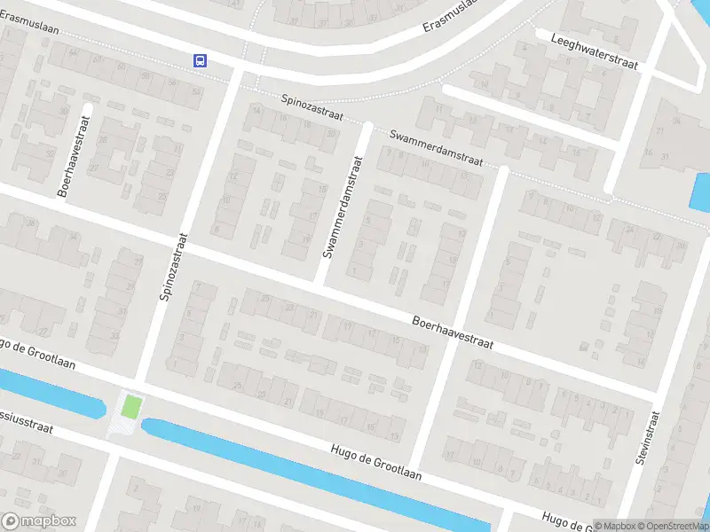 Ambulance met grote spoed naar de Swammerdamstraat in Ridderkerk