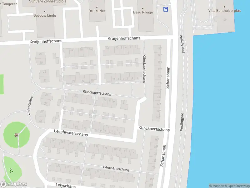 Ambulance met grote spoed naar de Klinckaertschans in Zoetermeer