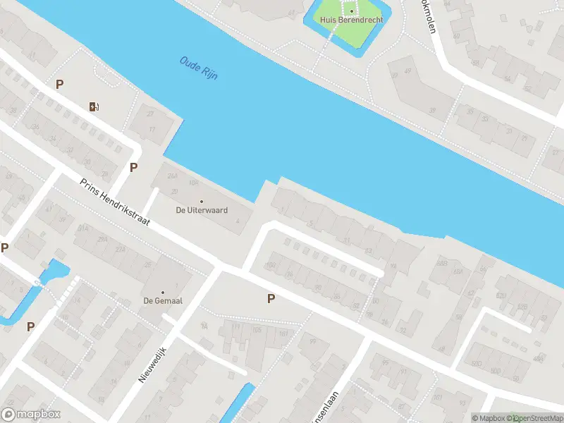 Ambulance met gepaste spoed naar de Schansenburg in Alphen aan den Rijn