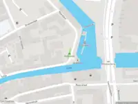 Ambulance met gepaste spoed naar de Doeleplein in Schiedam