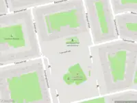 Ambulance met grote spoed naar de Solostraat in Amsterdam