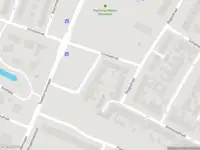 Ambulance met grote spoed naar de Weteringstraat in Den Helder