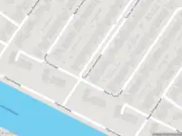 Politie met grote spoed naar de Appie Groenlaan in Groningen vanwege personen te water