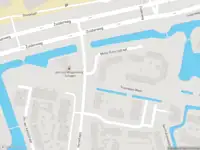 Ambulance met grote spoed naar de Melle Komrijstraat in Schagen