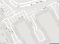 Ambulance met gepaste spoed naar de Ravenswaaipad in Amsterdam