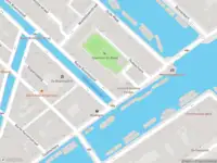 Besteld ambulance vervoer naar de Oudeschans in Amsterdam