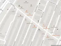 Ambulance met gepaste spoed naar de Lusthofstraat in Rotterdam