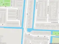 Ambulance met grote spoed naar de Jan Steenstraat in Hazerswoude-Dorp