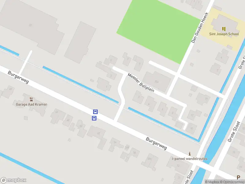 Ambulance met gepaste spoed naar de Meester Bollplein in Burgerbrug