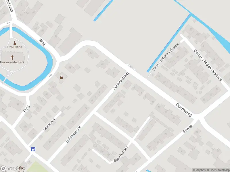 Ambulance met gepaste spoed naar de Julianastraat in Oudenhoorn